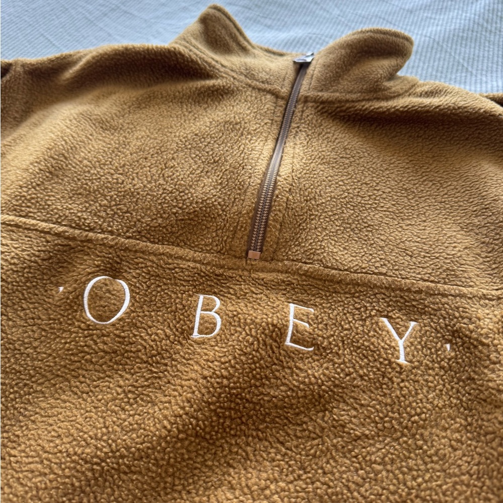 OBEY 3/4 zip sweater - Picture 2 of 6